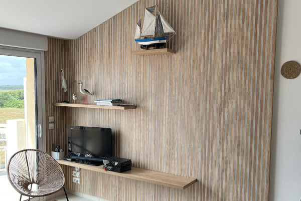 cloison vitrée et habillage sol & mur